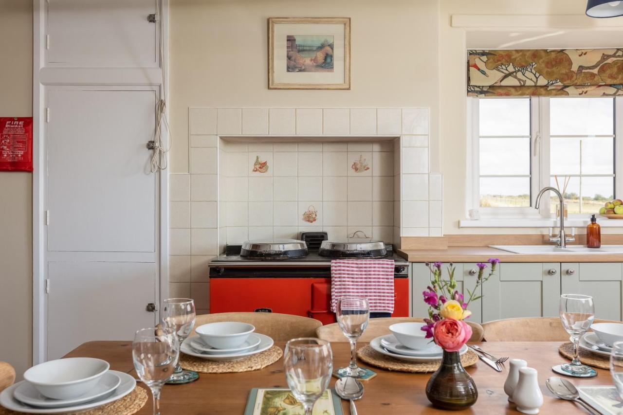 Luxury Farmhouse With Stunning Views And Hot Tub Ebberston Екстериор снимка