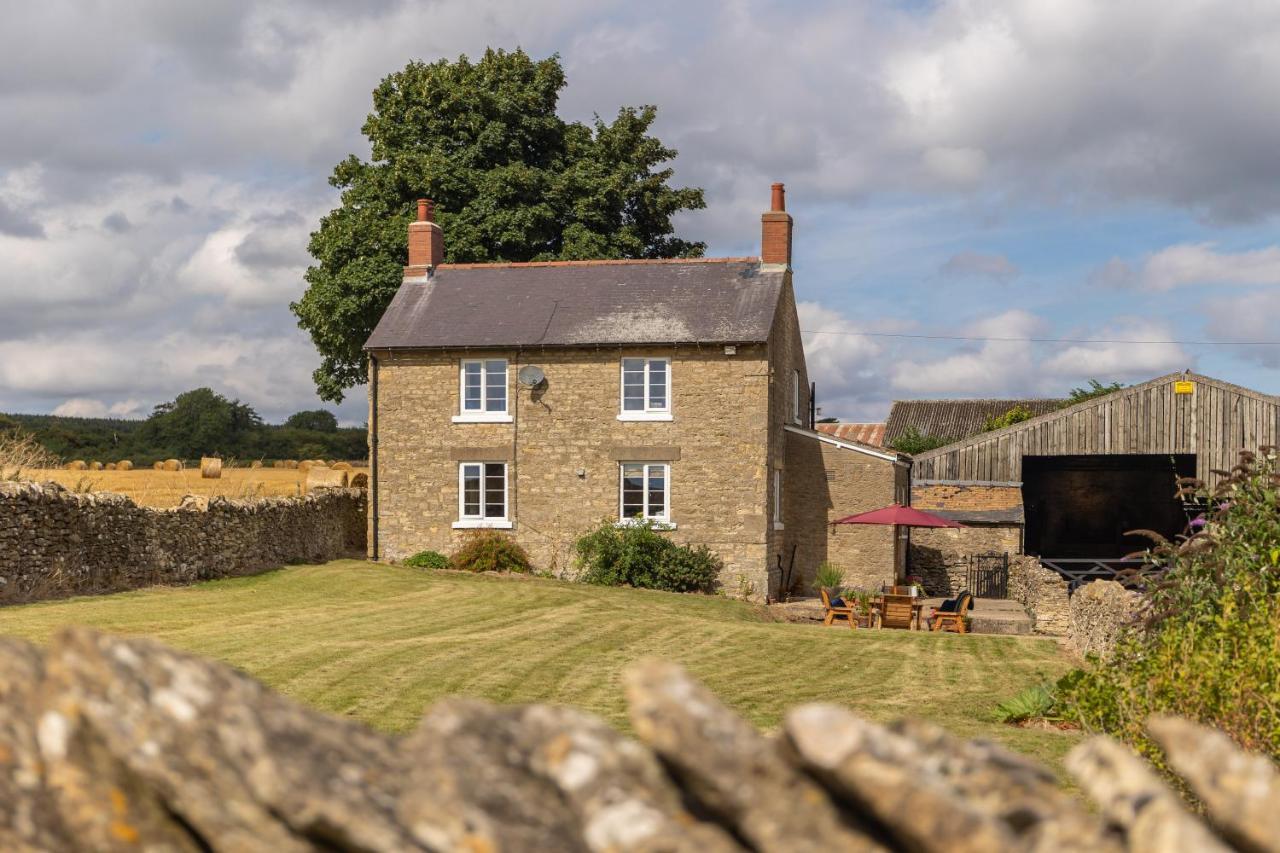 Luxury Farmhouse With Stunning Views And Hot Tub Ebberston Екстериор снимка