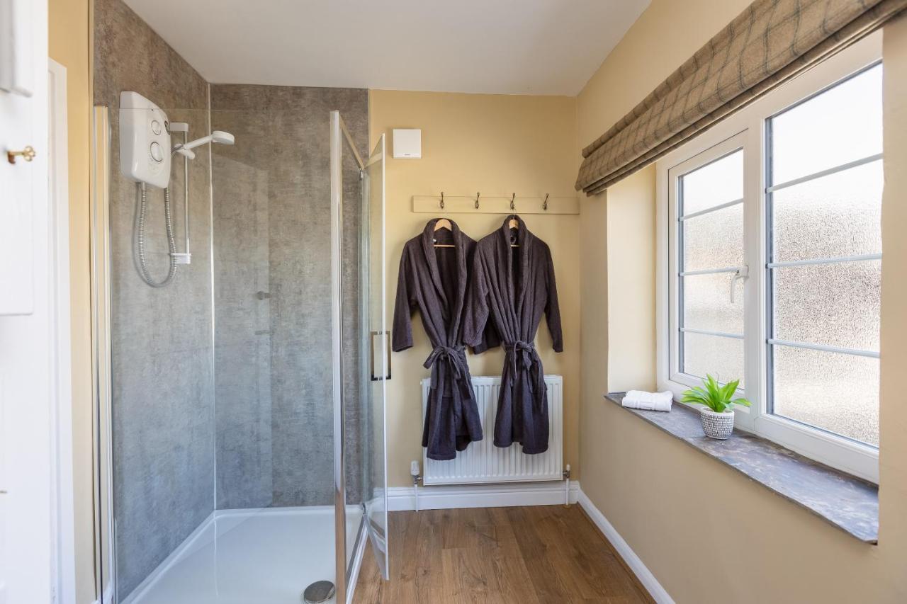 Luxury Farmhouse With Stunning Views And Hot Tub Ebberston Екстериор снимка